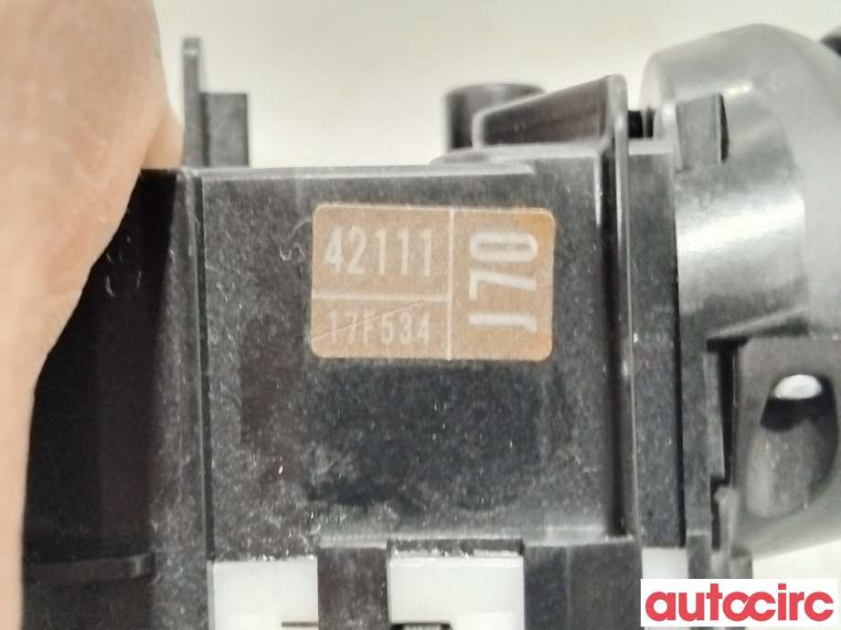 Bryter blink til Toyota Prius 2009-2016 (Type III) (COMBI) (COMBI) (TOYOTA|8414042111||42111)