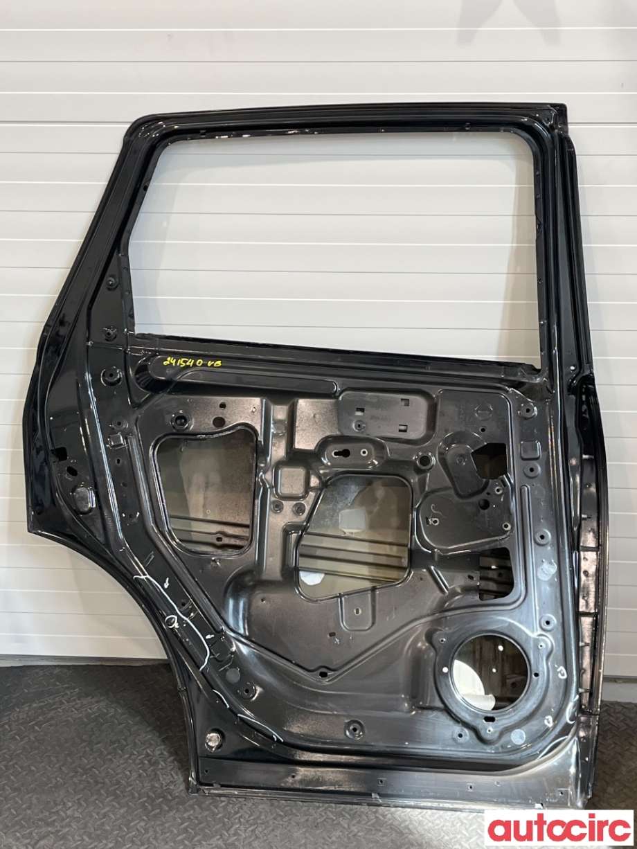 Dør venstre bak til Nissan Qashqai 2010-2014 (Type I, Fase 2) (NISSAN|H2101EY1MA)