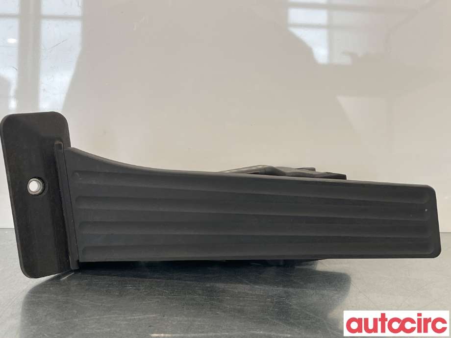Pedal gass til BMW 3-Serie 2012-2018 (F30/F31/F34) (F30/F31/F34) (BMW|35406889818|35426853175)