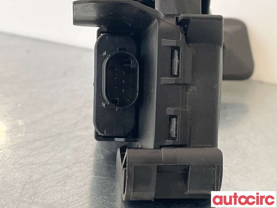 Pedal gass til BMW 3-Serie 2012-2018 (F30/F31/F34) (F30/F31/F34) (BMW|35406889818|35426853175)