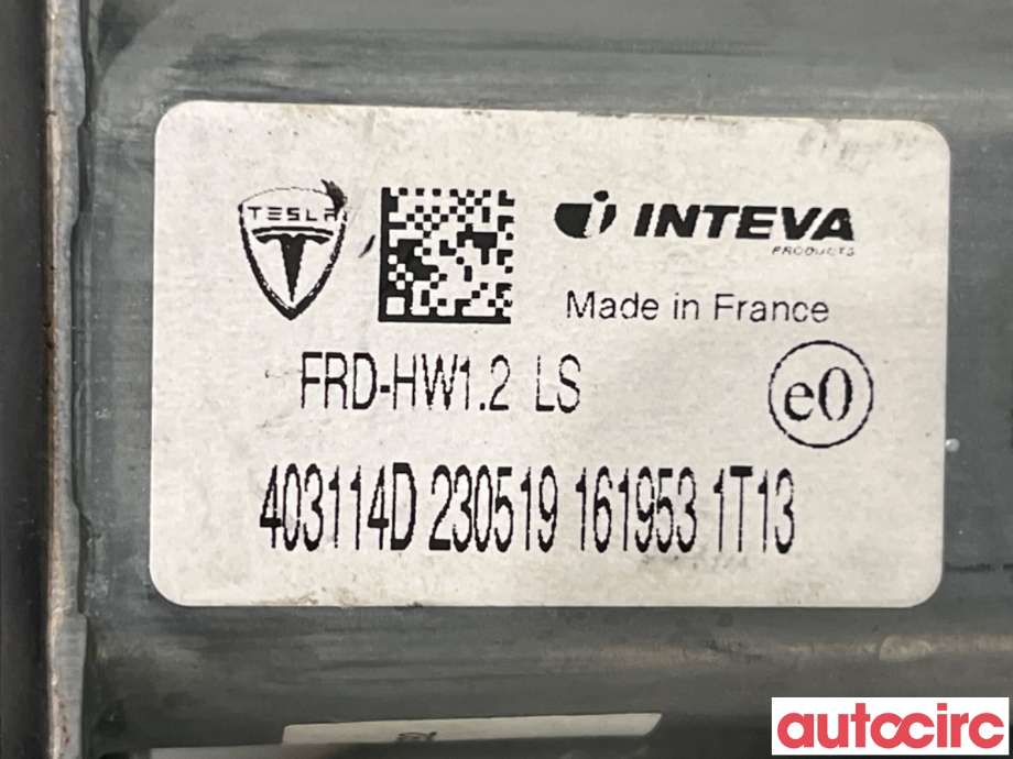 Ruteheis venstre foran til Tesla Model 3 2018-2023 (Fase 1)  (TESLA|1096620-98-L|403114D|)