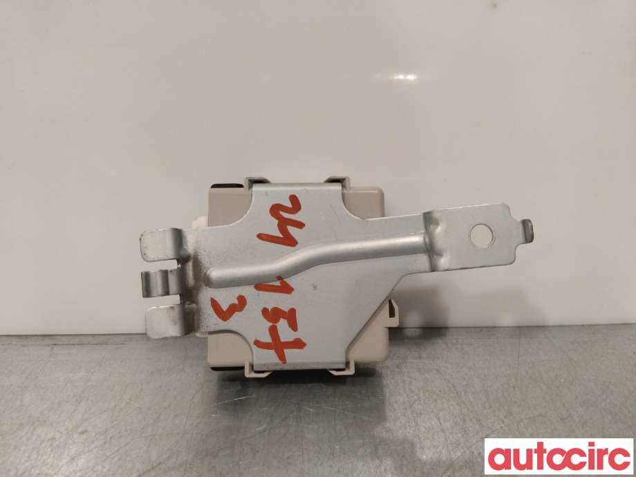 Styreenhet diverse til Mitsubishi Outlander 2007-2010 (Type II, Fase 1)  (MITSUBISHI|8634A022)