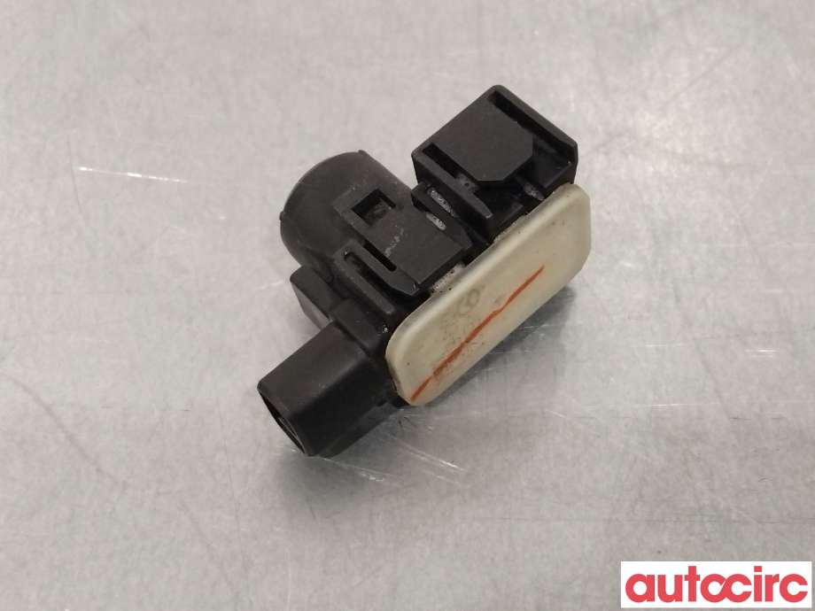 Parkeringssensor foran til Mazda CX-5 2012-2017 (Type I)  (MAZDA|KD49-67-UC1|KD49-67UC1)