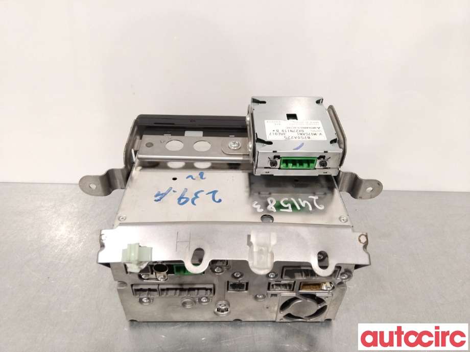 Bilstereo navigasjon til Mitsubishi Outlander 2010-2012 (Type II, Fase 2)  (MITSUBISHI|8750A239)