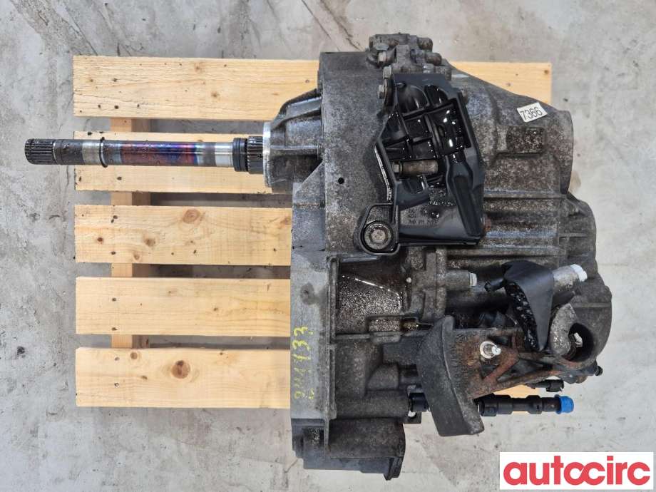 Girkasse manuell 6-trinn til VW Transporter / Caravelle 2015-2019 (T6) (T6) (VOLKSWAGEN|0A5300048J|PSW|0A5300012M)