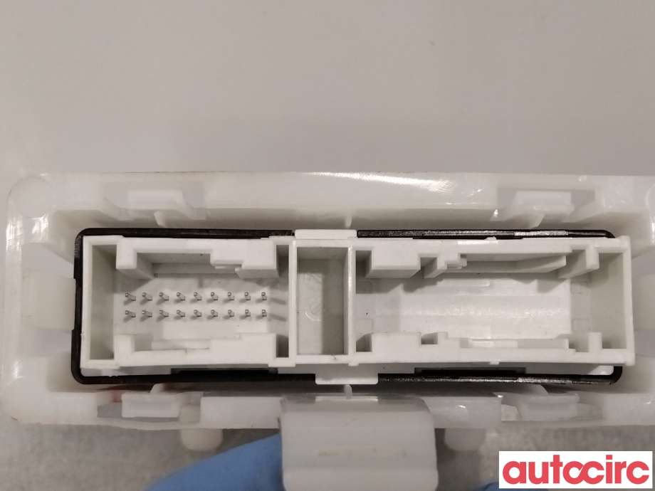 Styreenhet parkering til BMW X1 2015-2022 (F48) (F48) (BMW|66335A02F95)