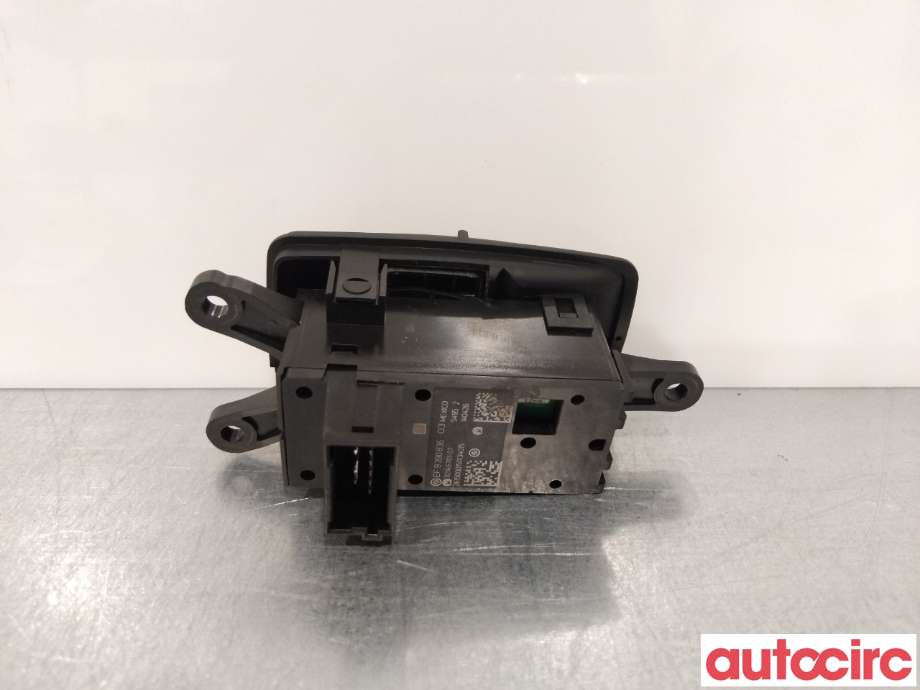 Bryter elektrisk håndbrekk/parkbrems til BMW X1 2015-2022 (F48) (F48) (BMW|61319877887)