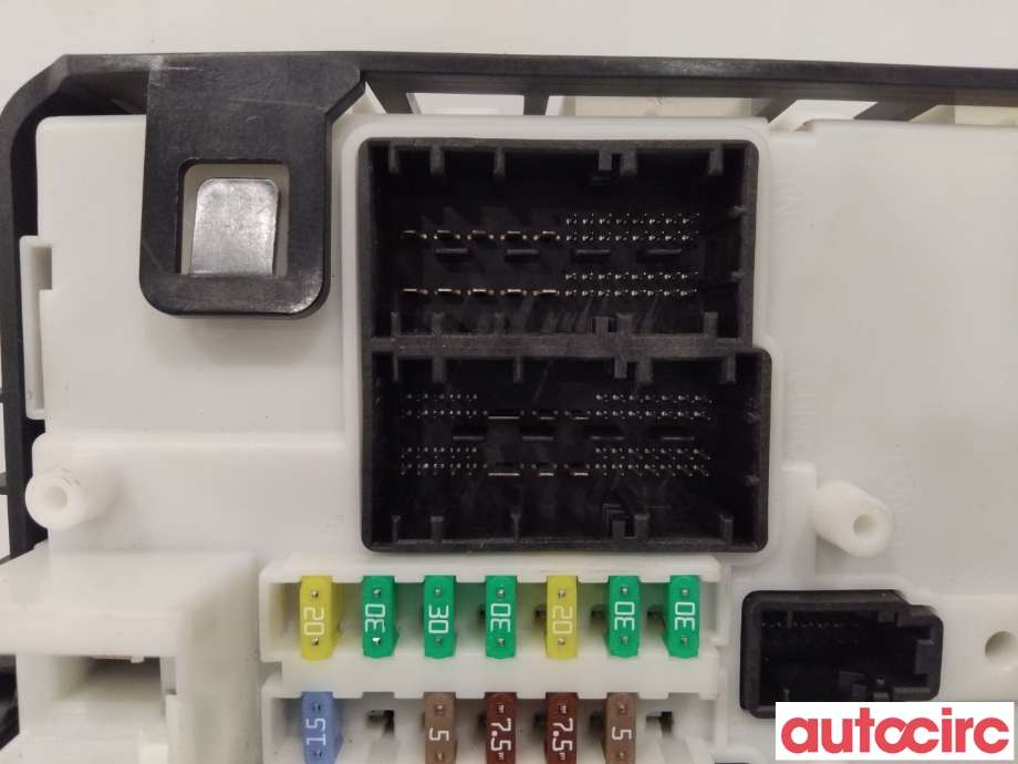 Sikringsboks til BMW X1 2015-2022 (F48) (F48) (BMW|61355B5D695)