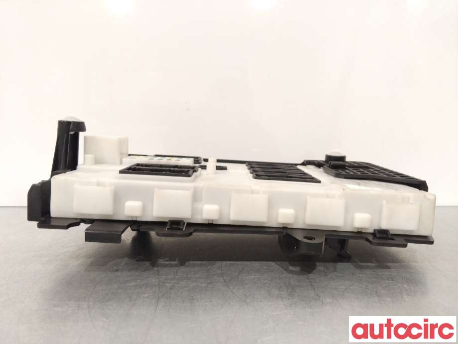 Sikringsboks til BMW X1 2015-2022 (F48) (F48) (BMW|61355B5D695)
