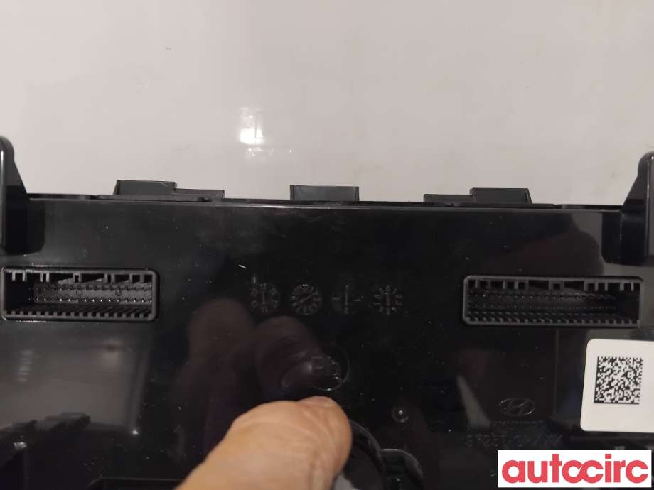 Varmeapparat betjening til Hyundai Ioniq Electric 2016-2019 (Fase 1)  (HYUNDAI|97250G7060TKB||97250-G7060TKB)