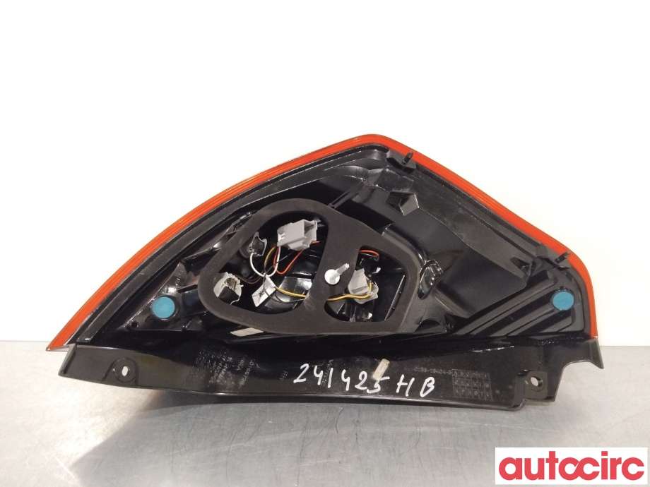 Baklykt høyre til Ford Fiesta 2013-2017 (Type VI, Fase 2)  (FORD|5574148|C1BB-13404-BC|)
