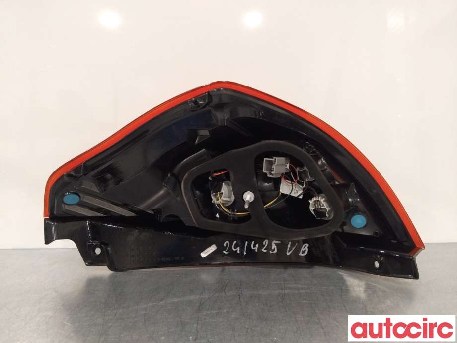 Baklykt venstre til Ford Fiesta 2013-2017 (Type VI, Fase 2)  (FORD|5574149|C1BB-13405-BC)