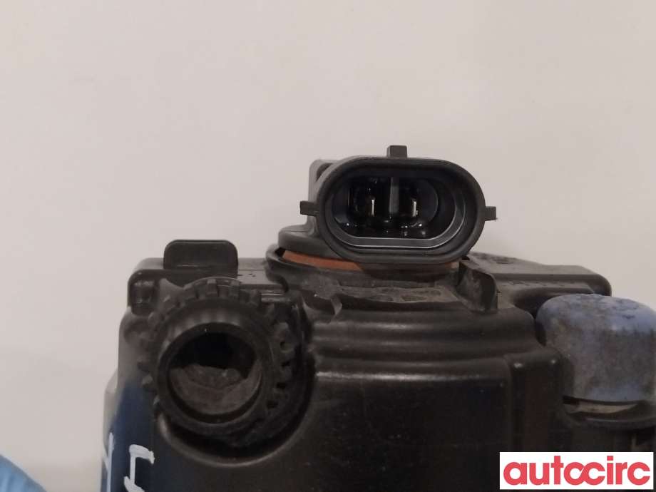 Tåkelykt venstre foran til Toyota RAV4 2009-2013 (Type III, Fase 2)  (TOYOTA|812200W040)