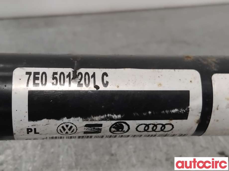 Drivaksel venstre bak til VW Transporter / Caravelle 2015-2019 (T6) (T6) (VOLKSWAGEN|7E0501201CX||7E0501201C)