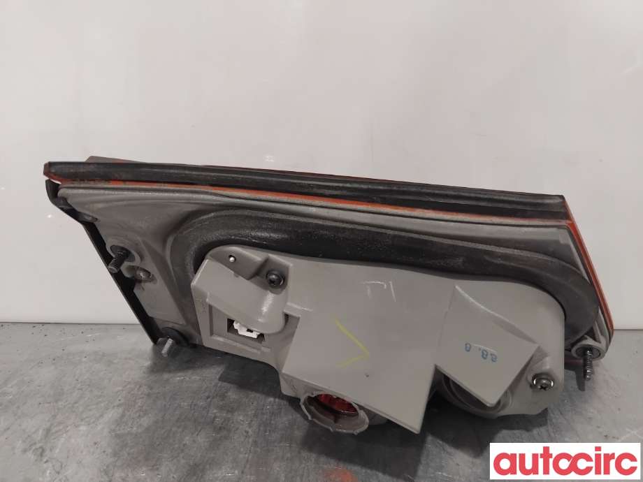 Baklykt høyre indre til Lexus IS 2006-2013 (Type II) (XE20) (XE20) (LEXUS|8158153080|)