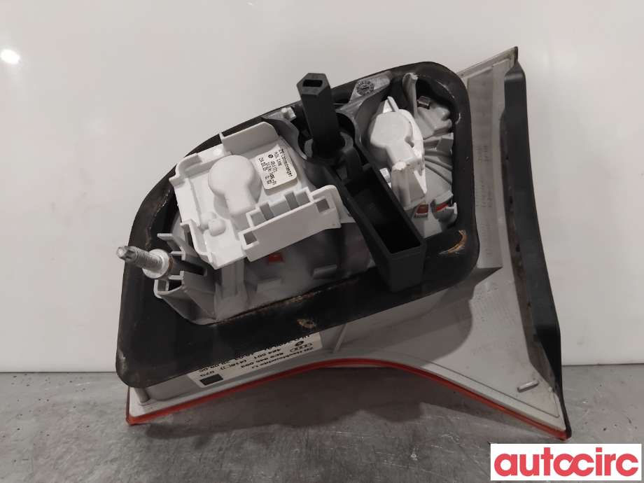 Baklykt venstre indre til Audi A4 2004-2008 (Type III) (B7) (B7) (AUDI|8E9945093A|484501|8E9945093)