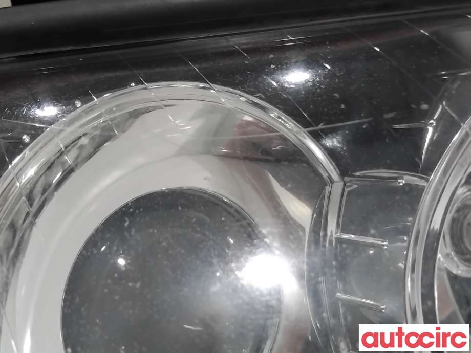 Frontlykt høyre halogen til Audi A4 2001-2004 (Type II) (B6) (B6) (AUDI|8E0941030C|89305700|8E0941004F)