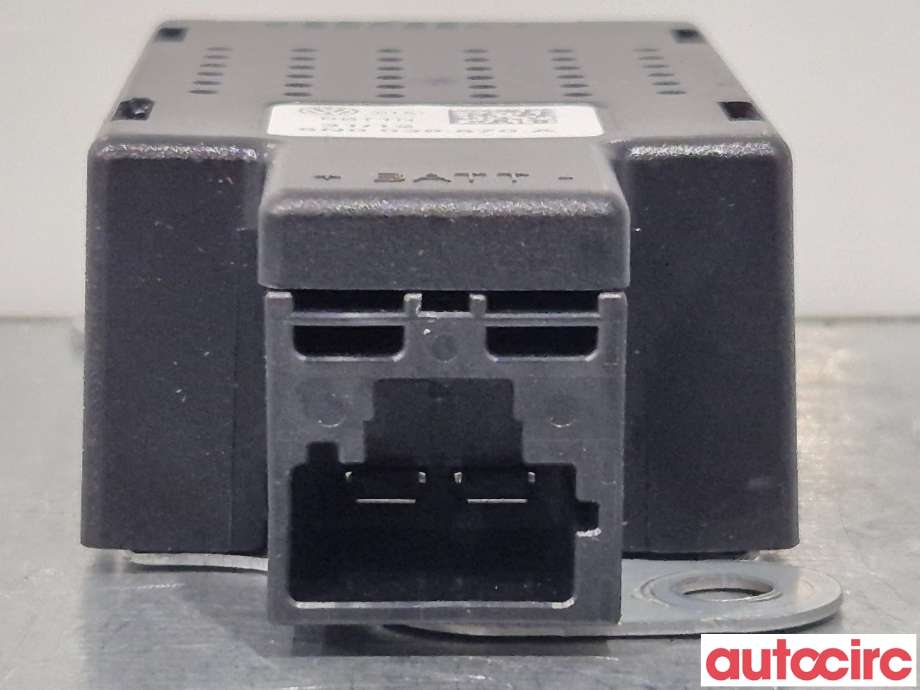 Antenne forsterker til VW Tiguan 2011-2016 (Type I, Fase 2)  (VOLKSWAGEN|5N0035570A|)