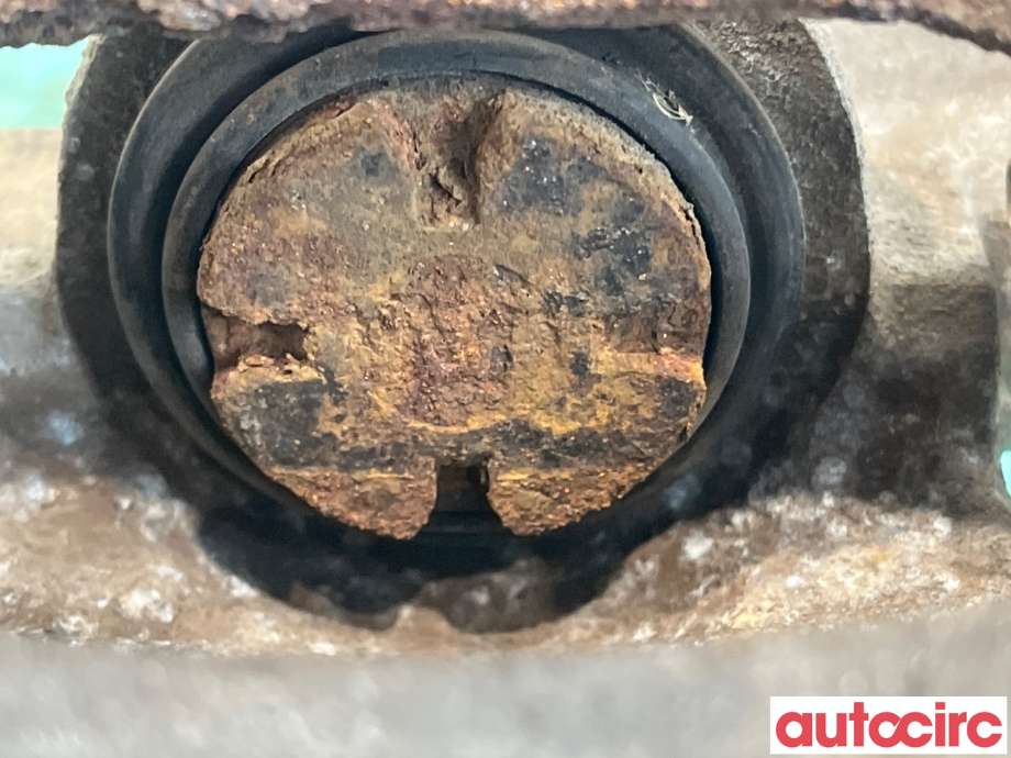 Bremsecaliper venstre bak til Suzuki SX4 S-CROSS 2013-->> (Type II)  (SUZUKI|55402-61M00-999|)