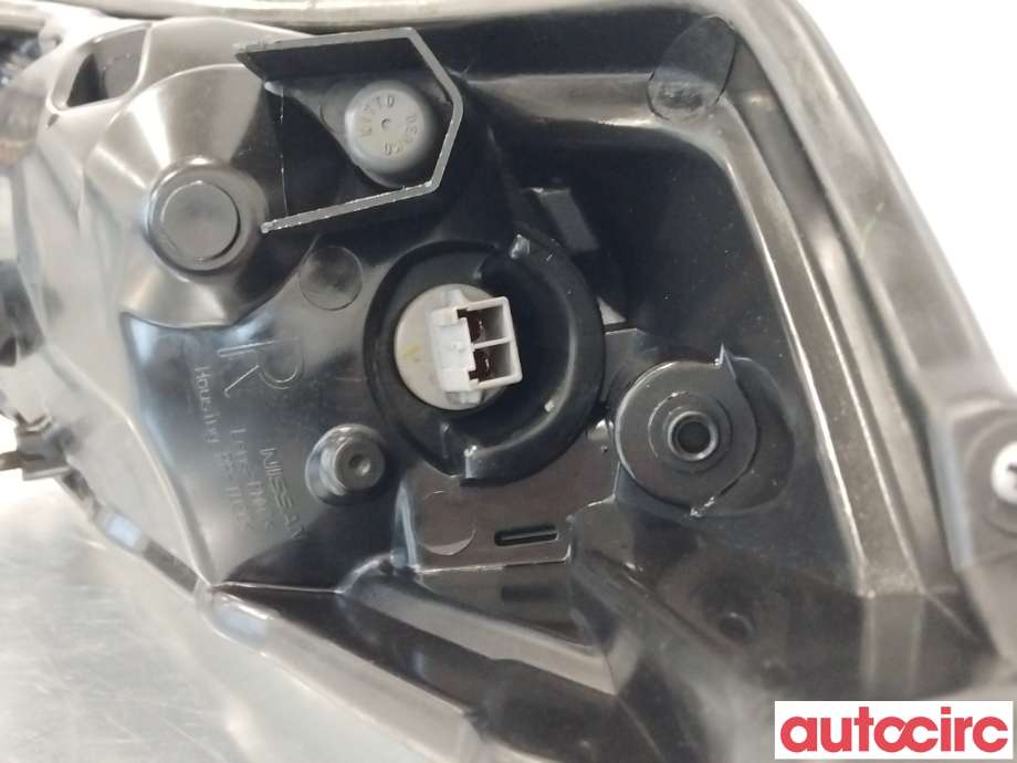 Blinklykt høyre til Nissan Juke 2010-2014 (Fase 1)  (NISSAN|261201KL0C|261201KL0B)