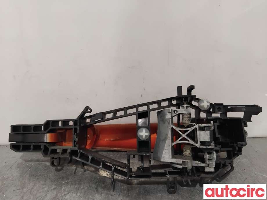 Dørhåndtak utv høyre foran til BMW 1-Serie 2011-2015 (Fase 1) (F20/F21) (F20/F21) (BMW|51217207562||51217242568)