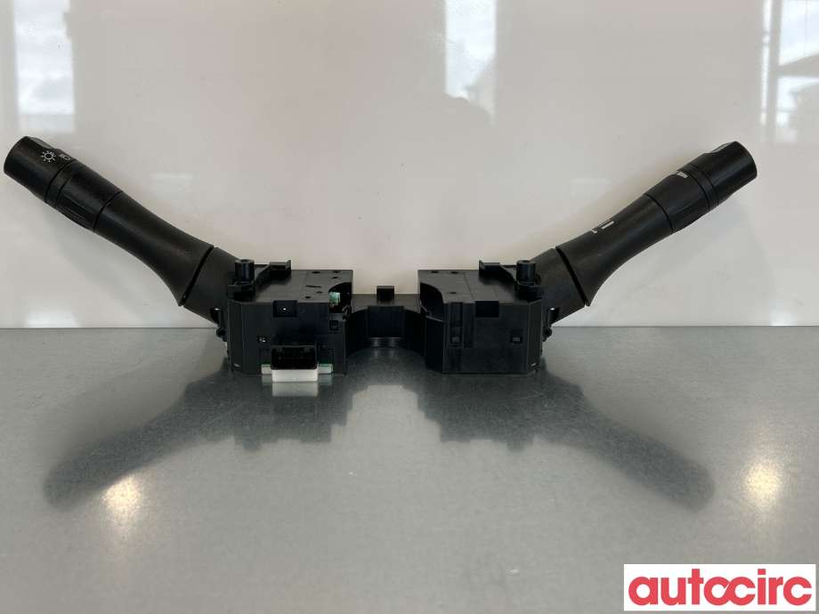 Bryter combi til Nissan Juke 2010-2014 (Fase 1)  (NISSAN|255601KK0C|255603NL0B)