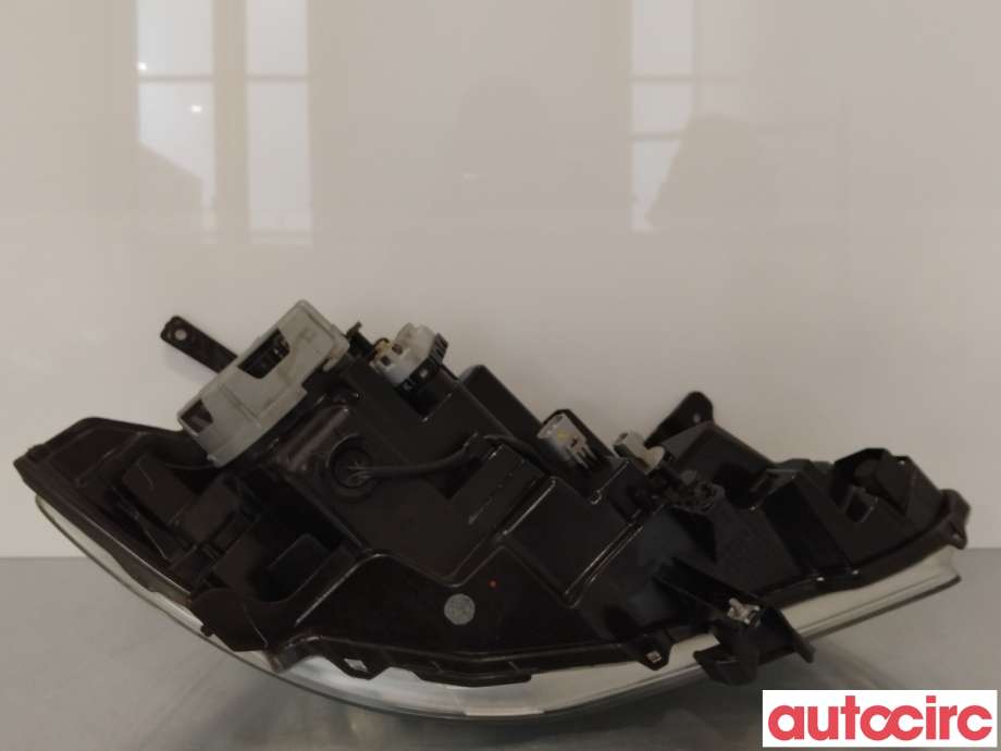 Frontlykt venstre halogen til Suzuki SX4 S-CROSS 2013-->> (Type II) (SUZUKI|3532061MA0)