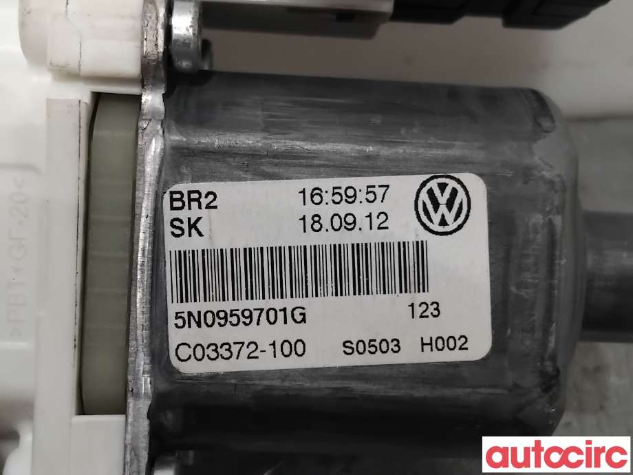Ruteheis venstre foran til VW Tiguan 2011-2016 (Type I, Fase 2)  (VOLKSWAGEN|5N0959701J|0130822467|5N0959701G)