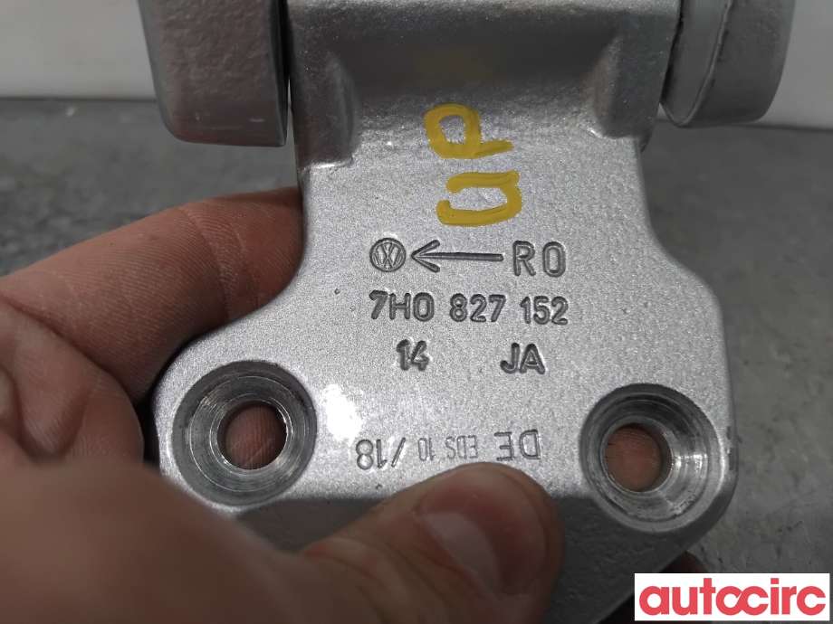 Hengsler til VW Transporter / Caravelle 2015-2019 (T6) (T6) (VOLKSWAGEN|7H0827154F||7H0827154)