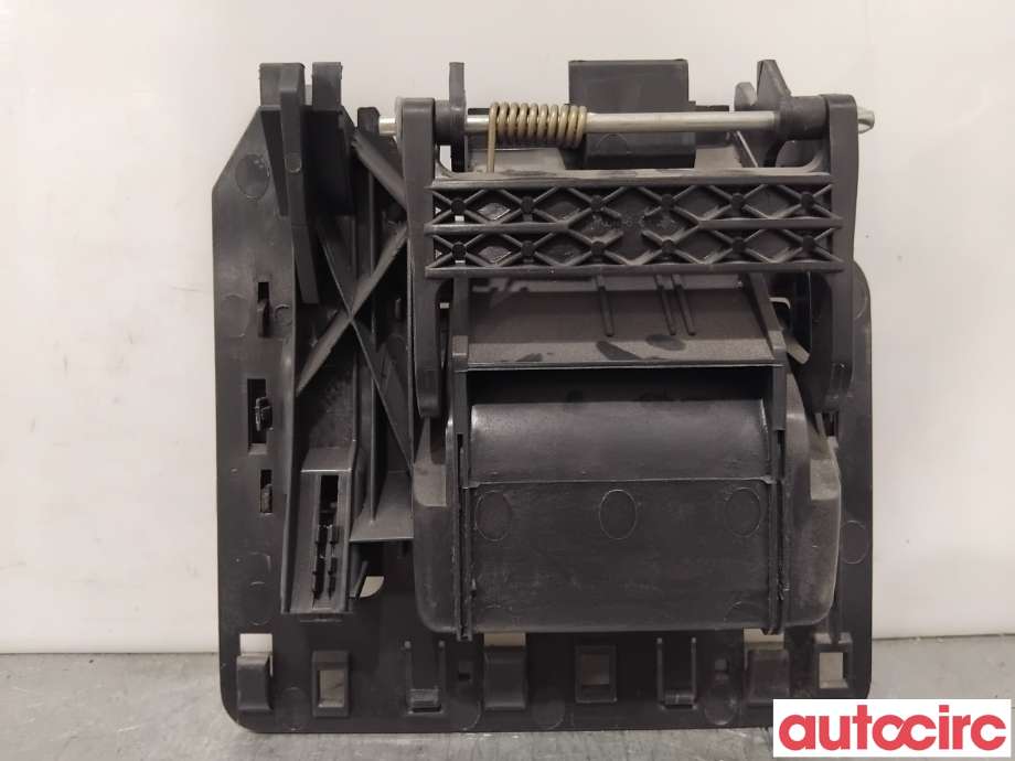 Diverse deler til VW Transporter / Caravelle 2015-2019 (T6) (T6) (VOLKSWAGEN|7H0829309E||7H0829309)
