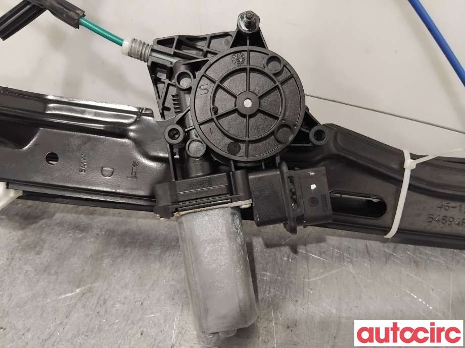 Ruteheis høyre foran til BMW X1 2015-2022 (F48) (F48) (BMW|67627354890||7349514)
