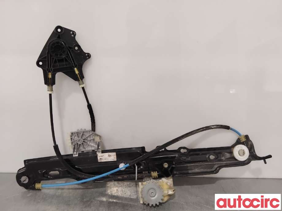 Ruteheis til BMW 4-Serie 2013-2020 (F32/F33/F36) (F32/F33/F36) (BMW|51357365257|)