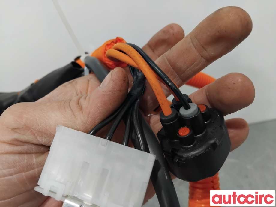 Kabel høy volt (HV) hybrid til Mitsubishi Outlander 2015-->> (Type III, Fase 2)  (MITSUBISHI|9482A150|)