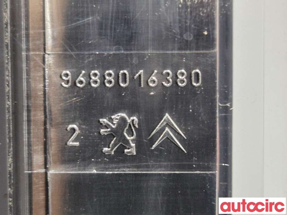 Baklykt bremselys bakrute til Peugeot 508 2011-2014 (Type I, Fase 1) (PEUGEOT|6351LX|89093273|9688016380)