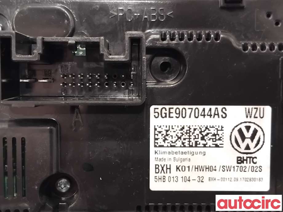 Varmeapparat betjening til VW Passat 2015-2019 (Fase 1) (B8) (B8) (VOLKSWAGEN|5GE907044AS|5HB013104-32)