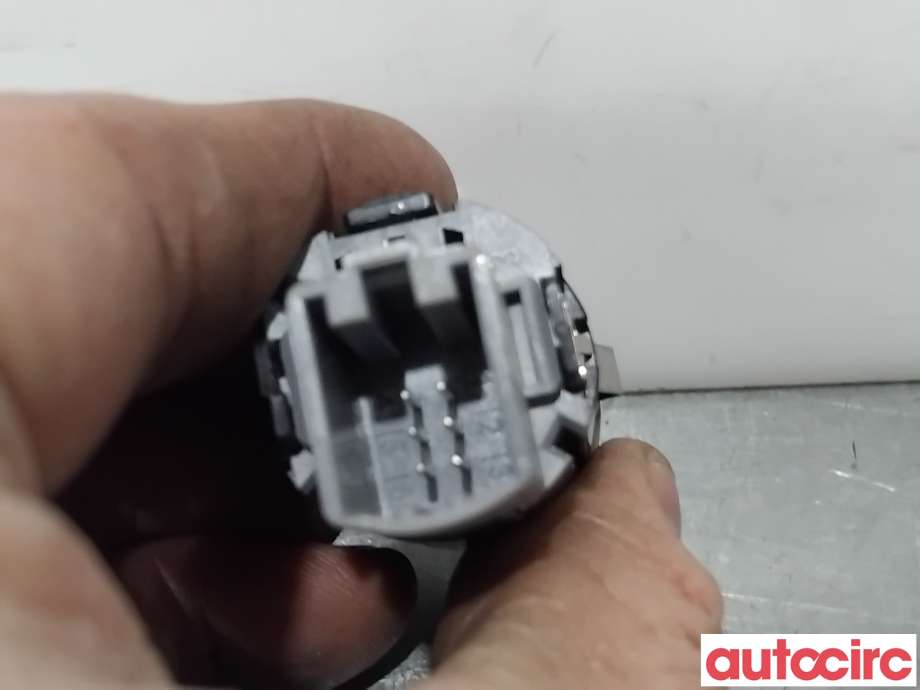Bryter start/stopp til VW Passat 2015-2019 (Fase 1) (B8) (B8) (VOLKSWAGEN|3G1959839|)