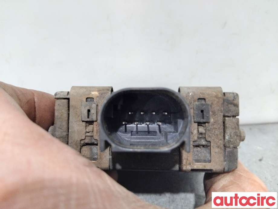 Sensor radar til VW Passat 2015-2019 (Fase 1) (B8) (B8) (VOLKSWAGEN|3Q0907590E|0203301337)
