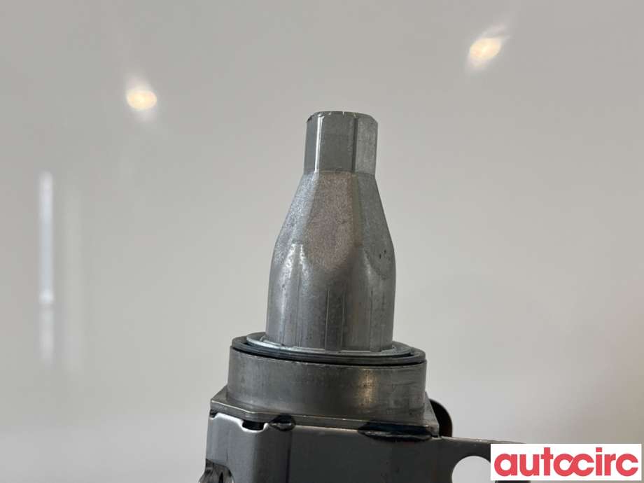 Rattaksel til Ford Focus 2014-2018 (Type III, Fase 2) (FORD|2390124|)