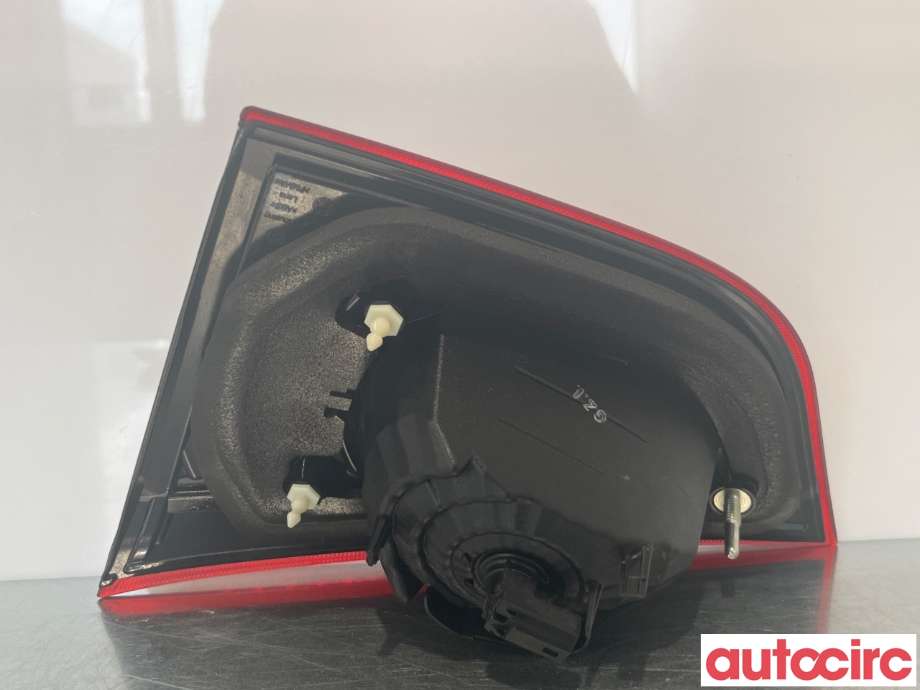 Baklykt venstre indre til Suzuki SX4 S-CROSS 2013-->> (Type II)  (SUZUKI|36274-61M00)
