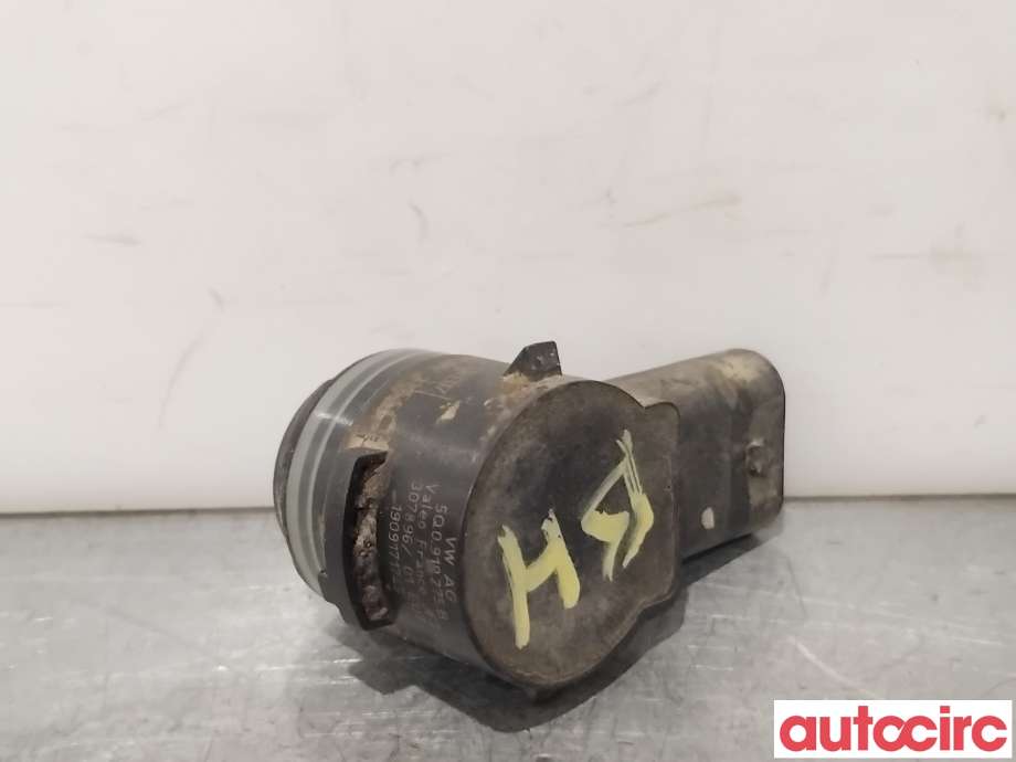 Parkeringssensor bak til VW Passat 2015-2019 (Fase 1) (B8) (B8) (VOLKSWAGEN|5Q0919275B|307896)