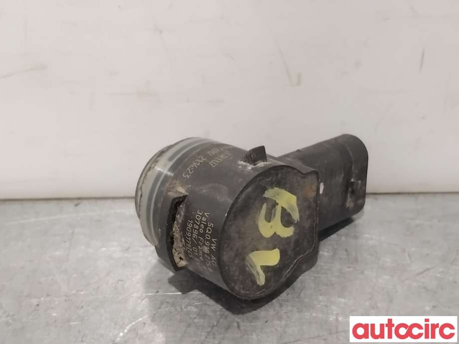 Parkeringssensor bak til VW Passat 2015-2019 (Fase 1) (B8) (B8) (VOLKSWAGEN|5Q0919275B|307896)