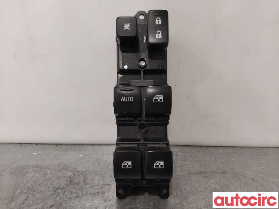 Bryter ruteheis til Mitsubishi Outlander 2015-->> (Type III, Fase 2)  (MITSUBISHI|8608A347|CEW-M002-007Z)
