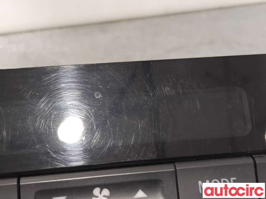 Varmeapparat betjening til Mitsubishi Outlander 2015-->> (Type III, Fase 2)  (MITSUBISHI|7820A946XA|CAB502A040J)