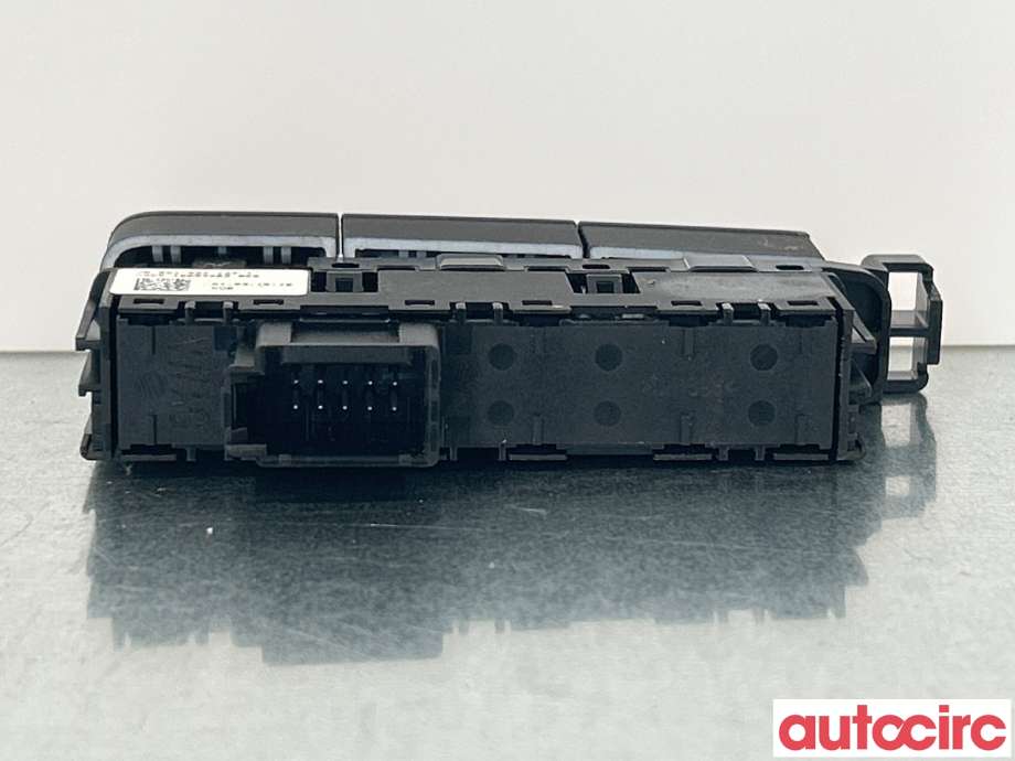 Bryter Antispinn til VW Golf VII 2012-2017 (Fase 1)  (VOLKSWAGEN|5G1927137T)