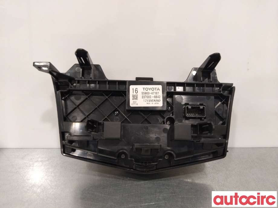 Varmeapparat betjening til Toyota Prius +7 2012-2020 (Type III) (stasjonsvogn) (stasjonsvogn) (TOYOTA|5590047161)
