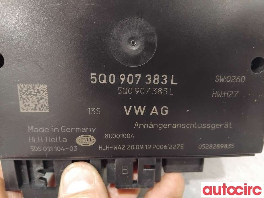Styreenhet hengerfeste til Škoda Octavia 2017-2020 (Type III, Fase 2)  (SKODA|5Q0907383L|5DS011104-03)