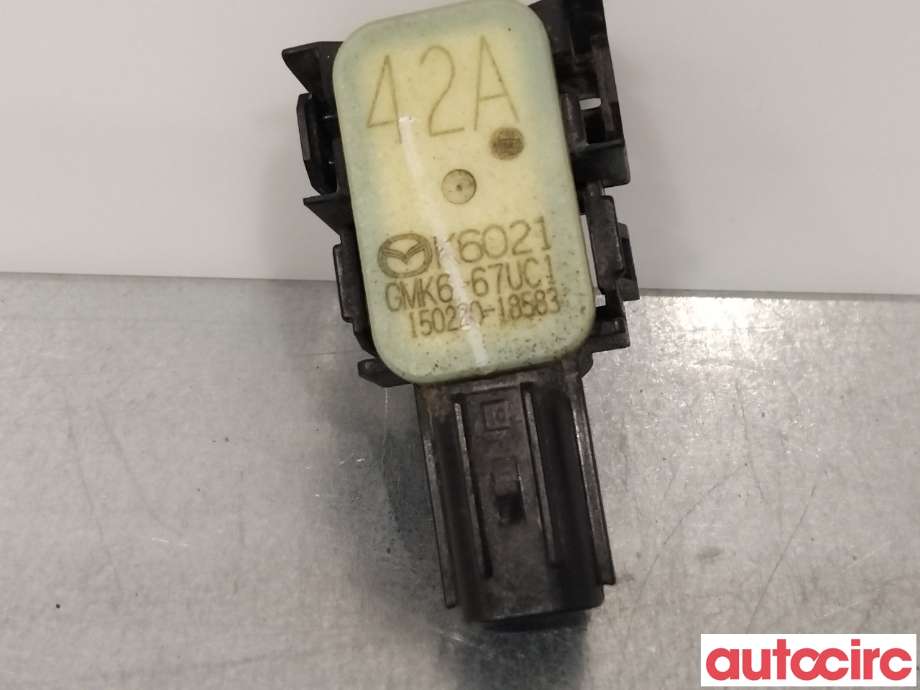 Parkeringssensor bak til Mazda CX-5 2012-2017 (Type I)  (MAZDA|GMK6-67-UC1|GMK6-67UC1)