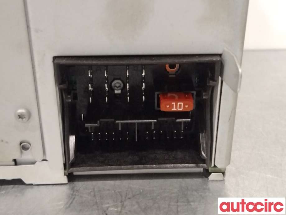Bilstereo til VW Passat 2011-2015 (B7) (B7) (VOLKSWAGEN|3C8057195AX|7640207360|3C8057195BX)