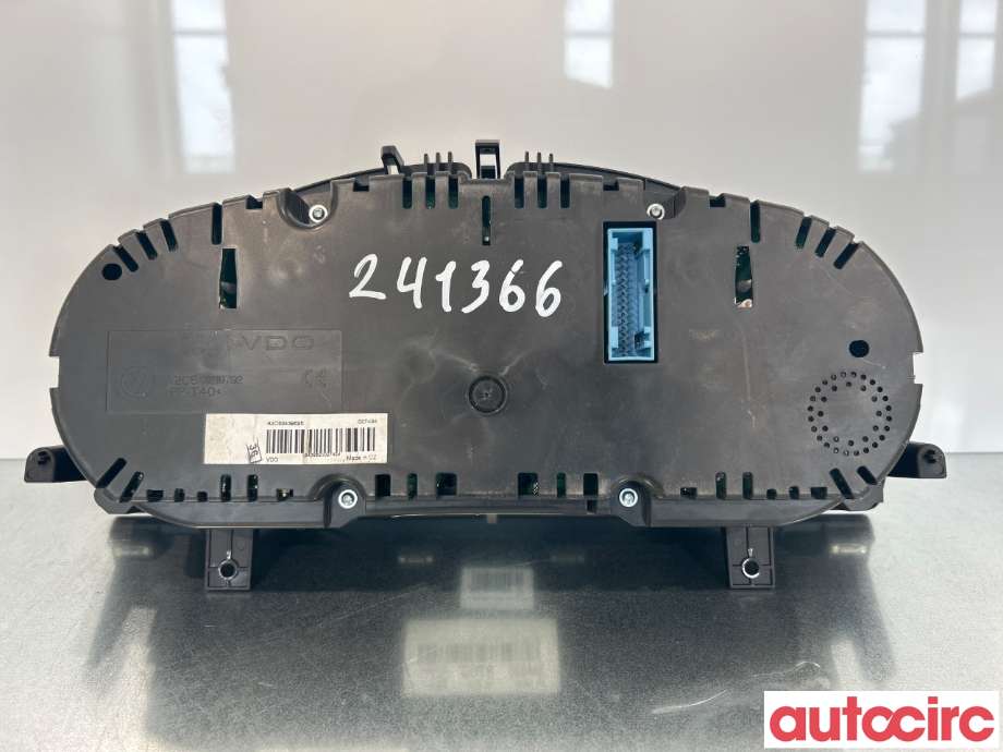Instrumentpanel til VW Passat 2011-2015 (B7) (B7) (VOLKSWAGEN|3AA920870AX||3AA920870A)