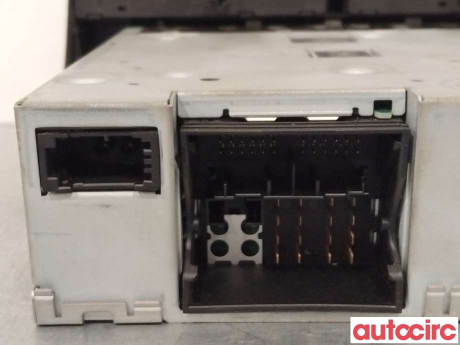 Bilstereo navigasjon til Audi A4, Allroad 2009-2016 (Type I) (B8) (B8) (AUDI|8T1035652HX|HS9323|8T1035652F)
